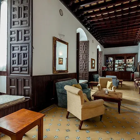 Palacio Marques De La Gomera Osuna
