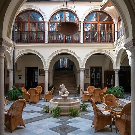 Palacio Marques De La Gomera Osuna